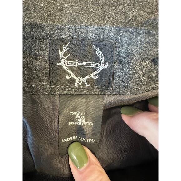 Lodenfrey Austrian Wool Skirt Gray Trim Button Detail Lined 70% Wool Size 38 (6) - Picture 10 of 11